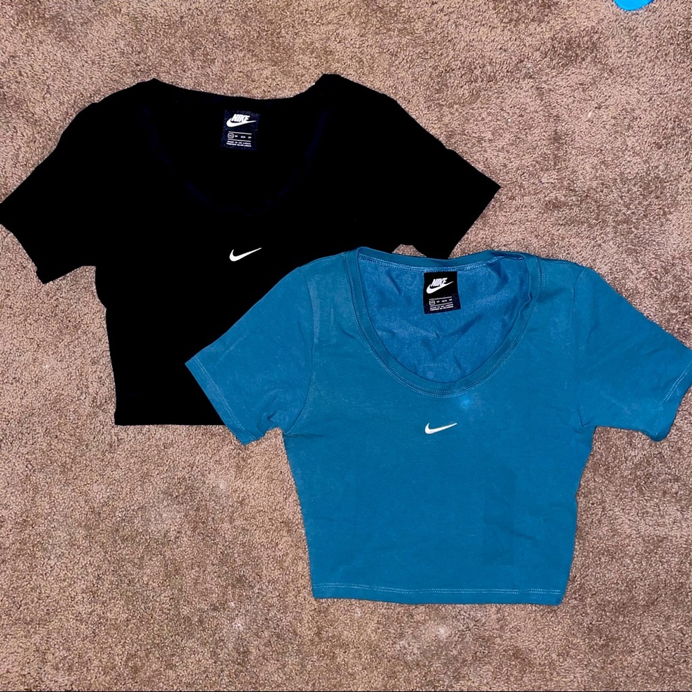 Nike Training Crop Tops - set of 2 XS